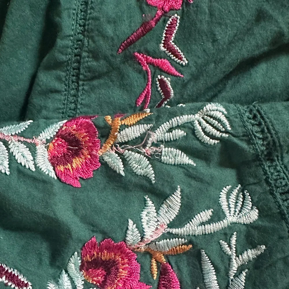 Free People Green Embroidered 3/4 Bell Sleeve Babydoll Boho Mini Dress Small - Picture 11 of 13